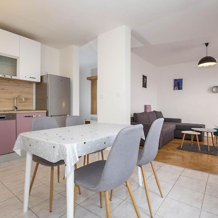 Apartman Sesna Bol Esterno foto