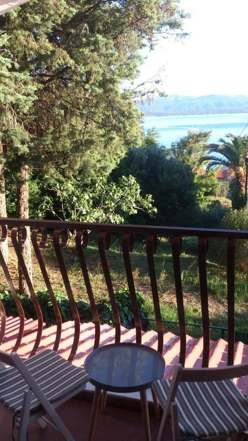 Apartman Sesna Bol Esterno foto