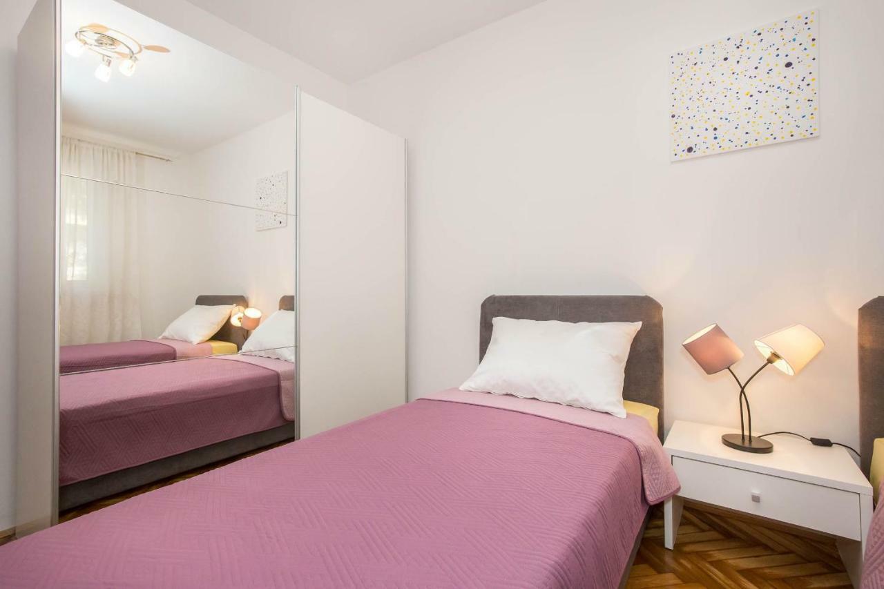 Apartman Sesna Bol Esterno foto