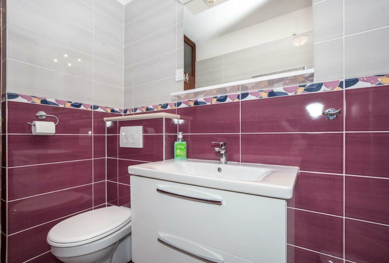 Apartman Sesna Bol Esterno foto