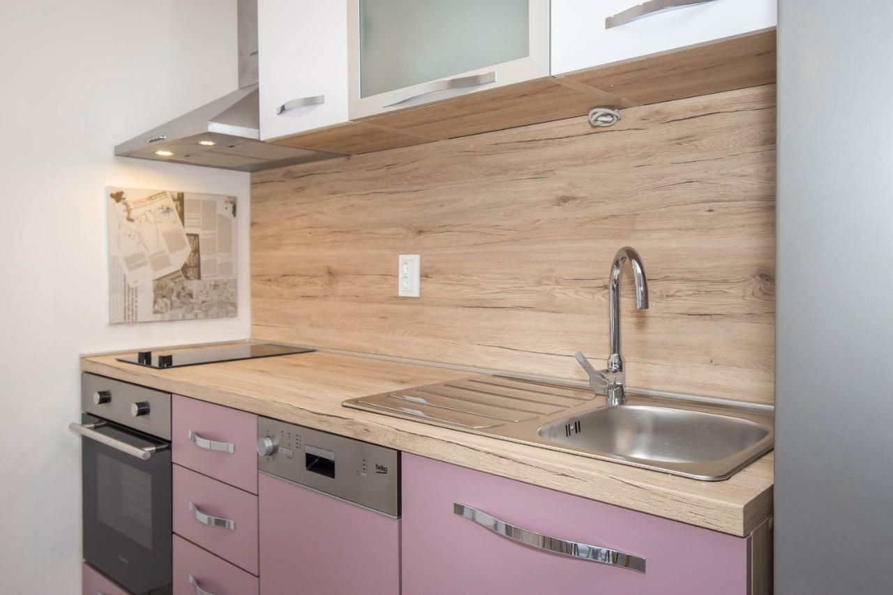 Apartman Sesna Bol Esterno foto