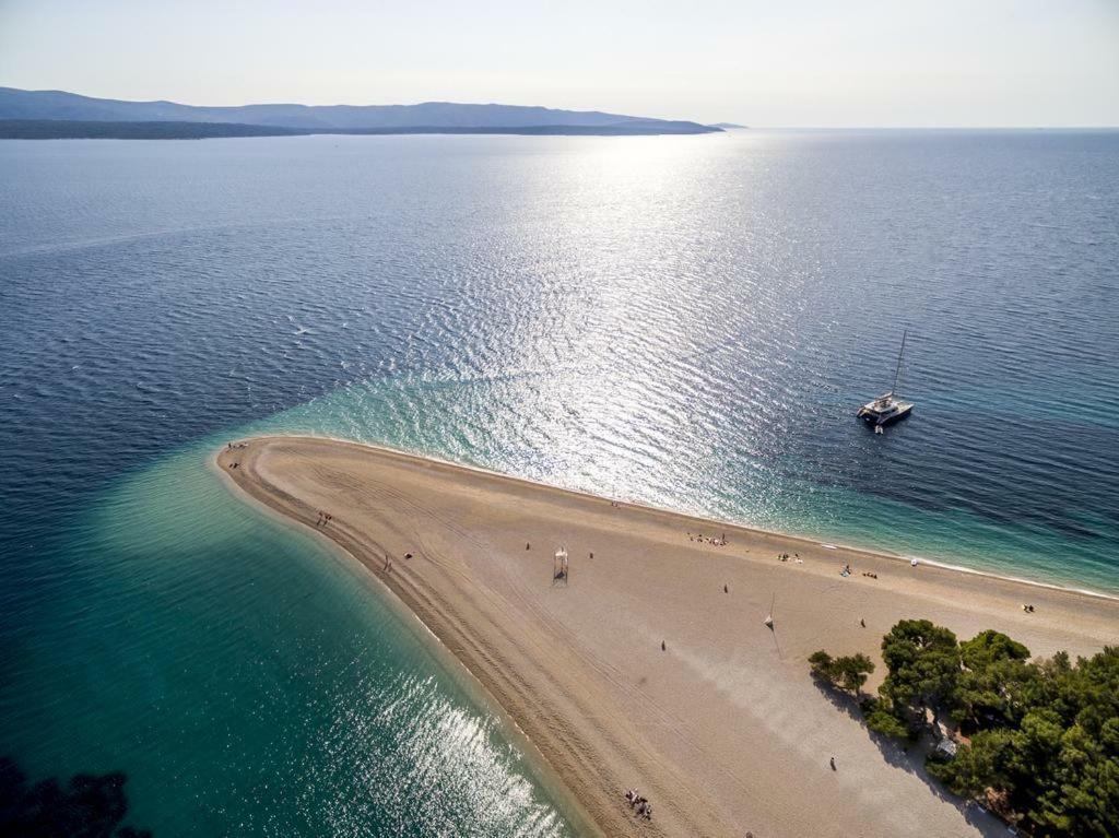 Apartman Sesna Bol Esterno foto